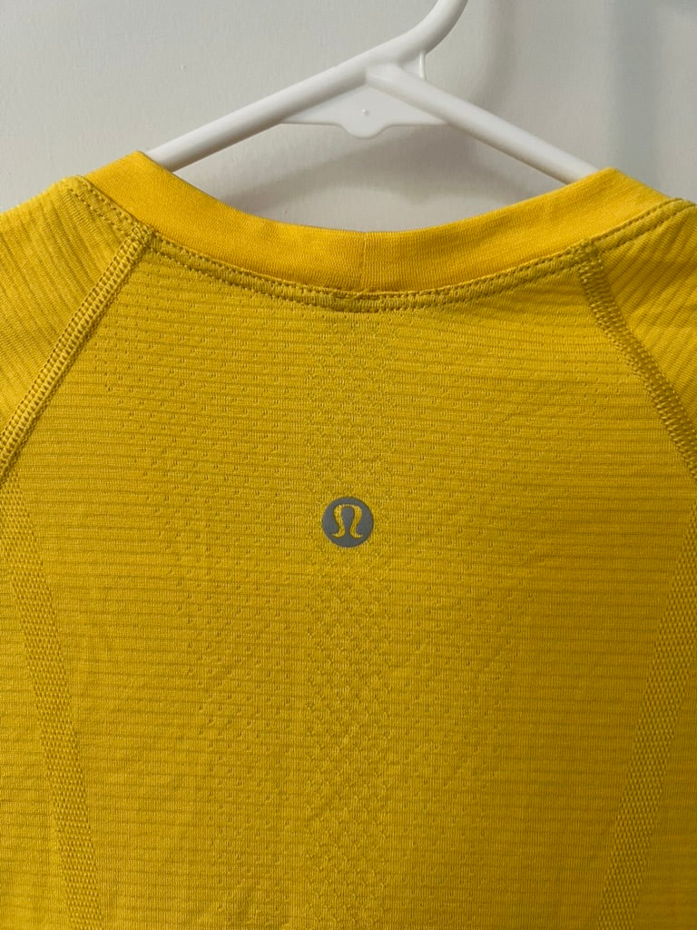 Seller #76 - Lululemon Athletica Swiftly Long Sleeve Yellow Size 4