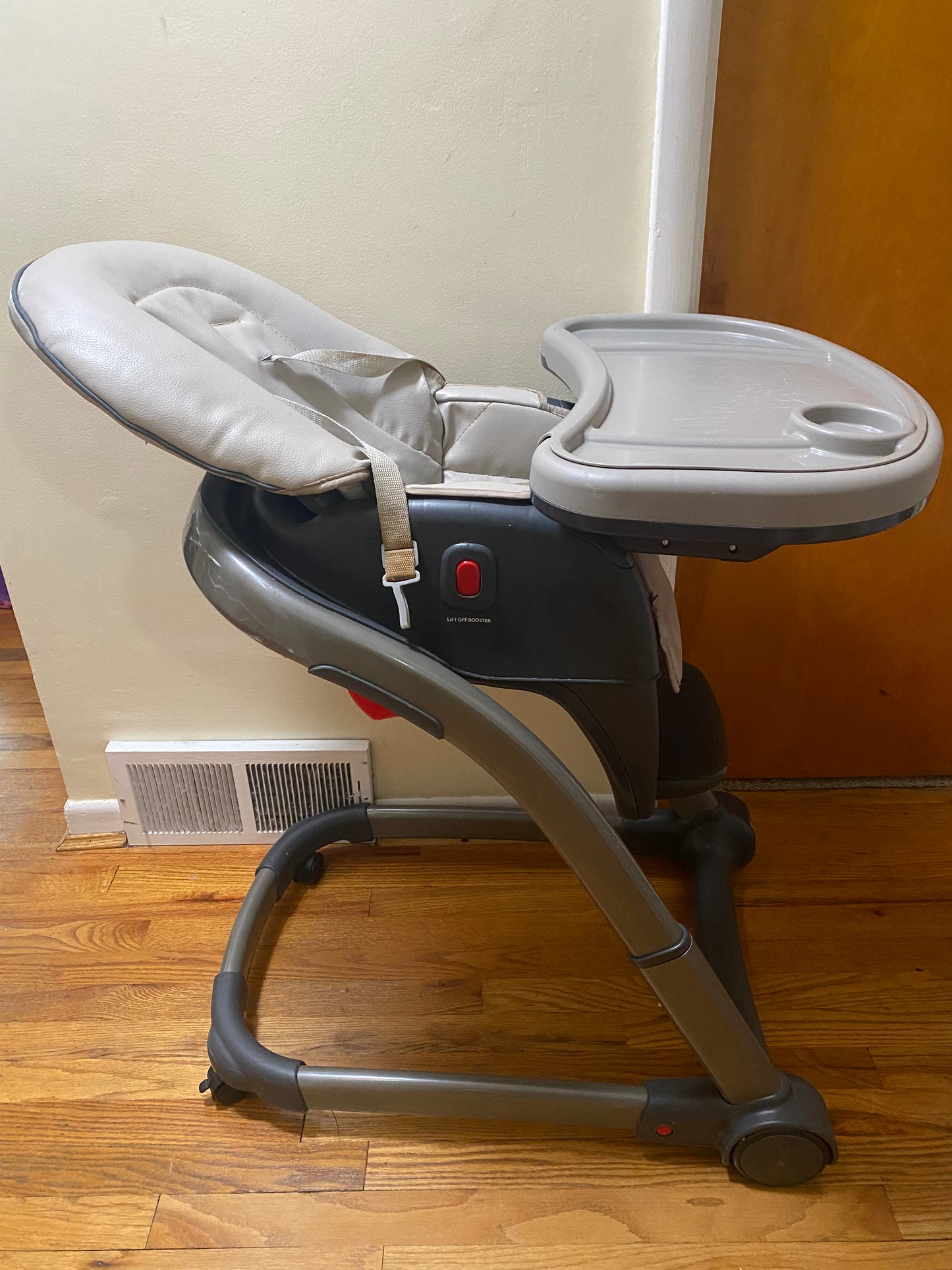 Graco 3 tray high chair