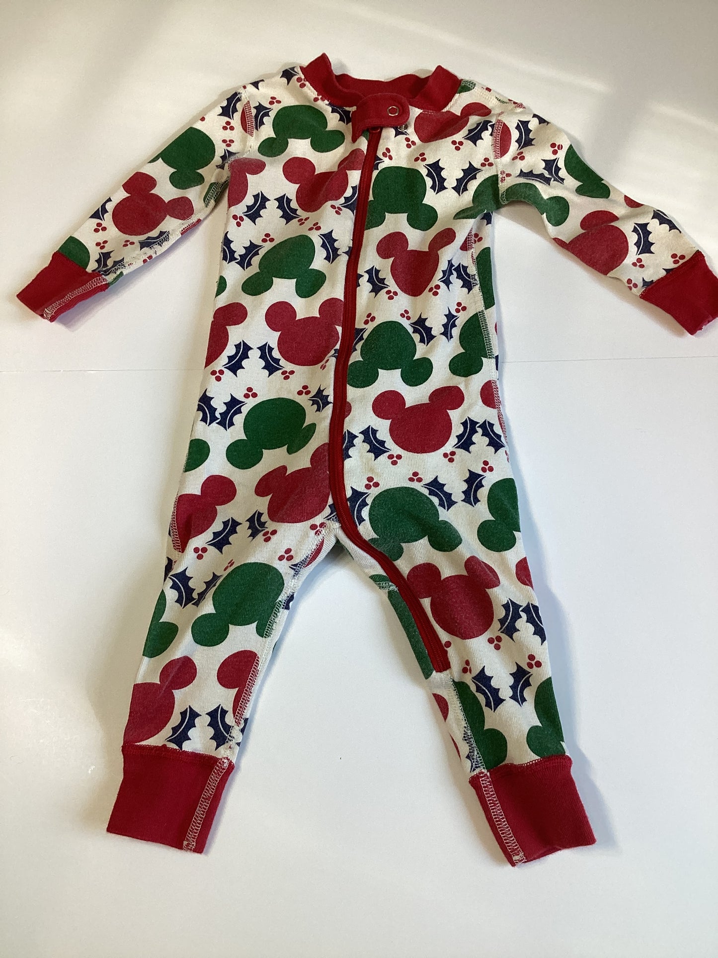 #129 12-18m Hanna Andersson Mickey Christmas PJs