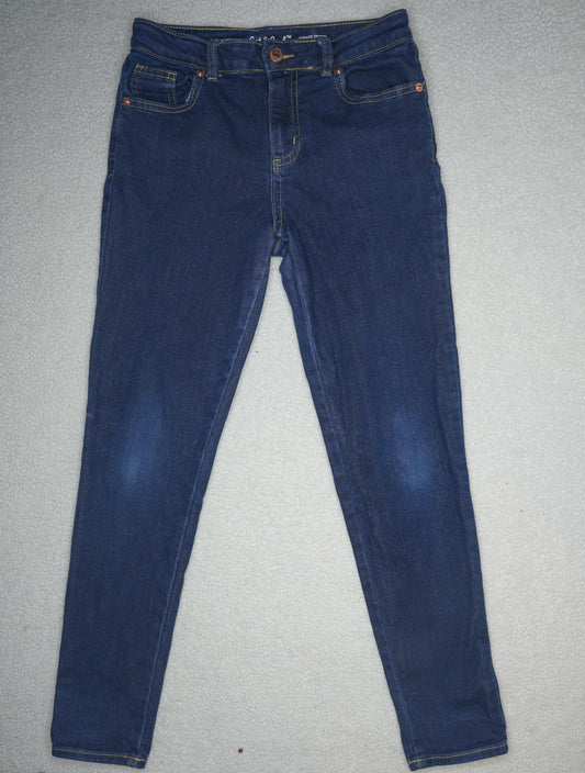 #31 Girls' Cat & Jack Dark Wash Jeans, Size 10