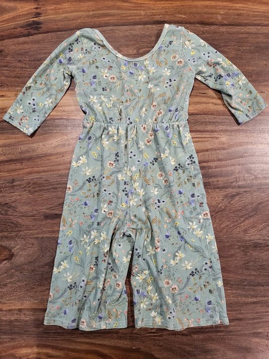 #109. Girls size 4T. GUC. Vivie & Ash (USA made) jumpsuit
