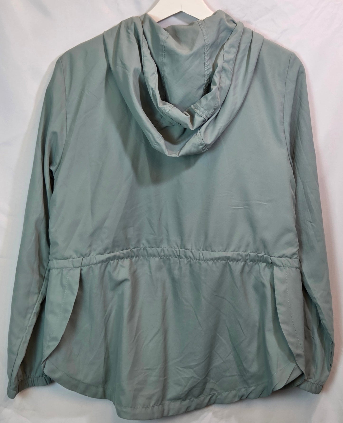 #112 - Avalanche Outdoor Supply Company Light Green Jacket, Women's Size M, VGUC