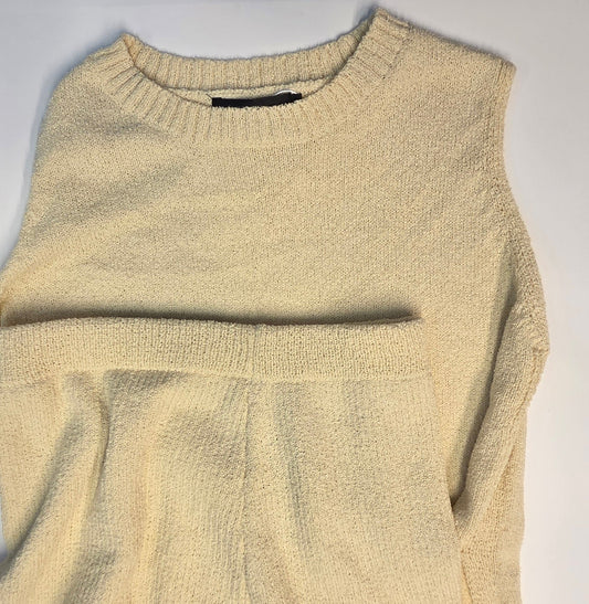 #112 - Amazon Two Piece Sweater Set, Women's L, EUC