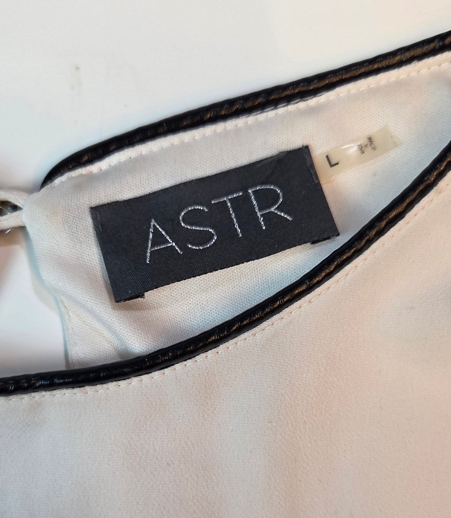 #112 - ASTR  the label White Slip Dress, Women's size L, EUC