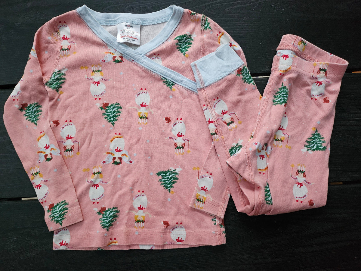 #109. Girls size 4T. Hanna Andersson St. Lucia Christmas pjs