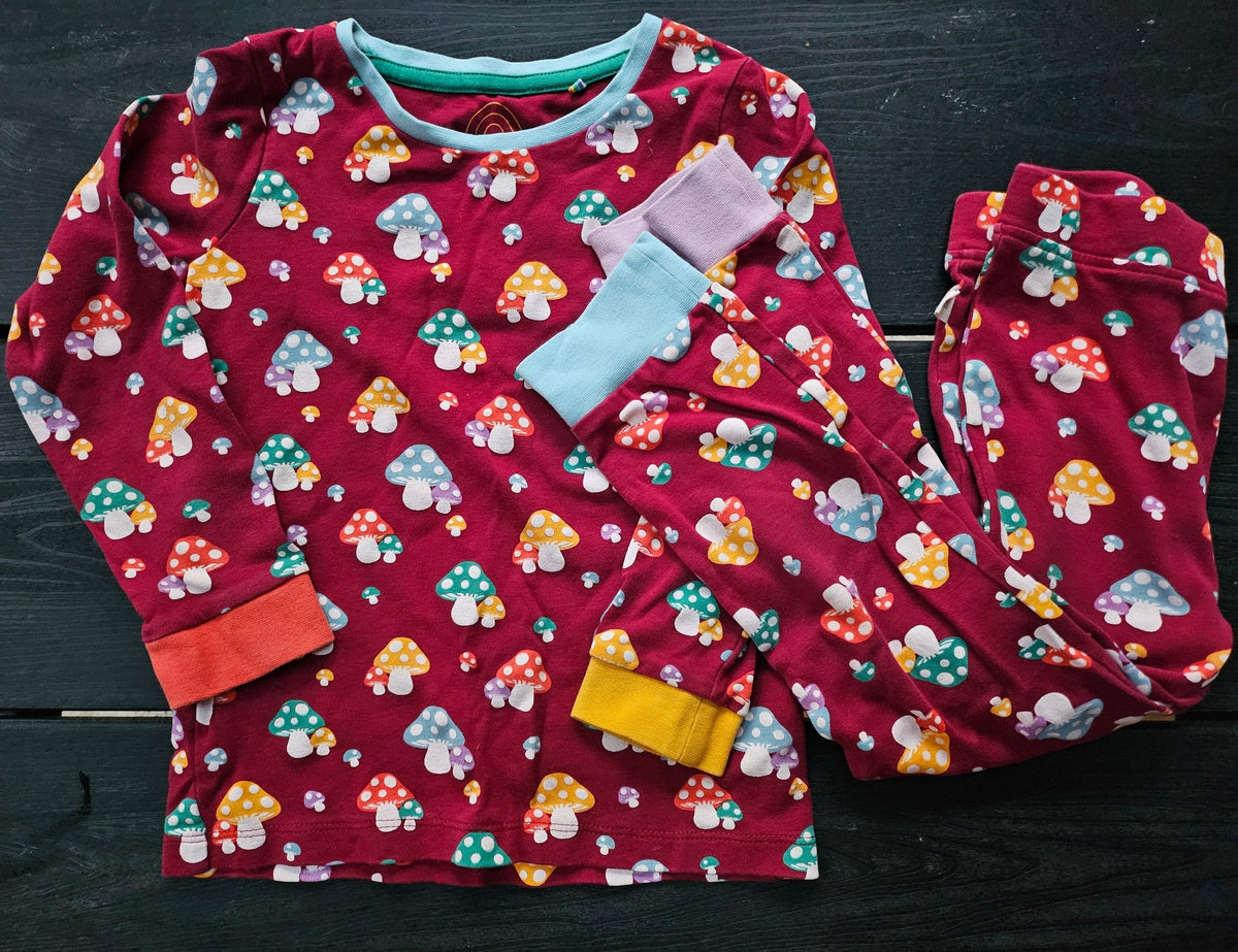 #109. Girls 5. EUC/ Like New. Little Bird UK. Mushroom pjs