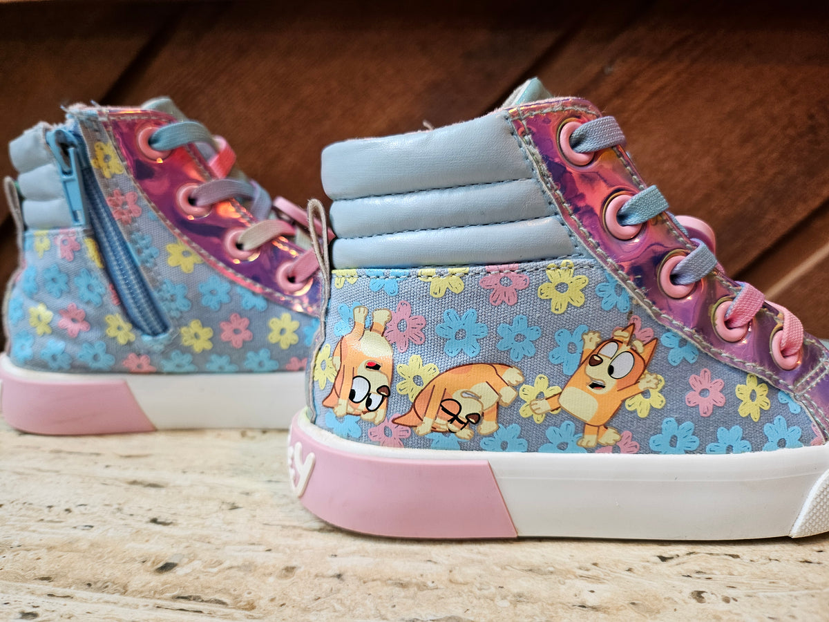 #109. Girls size 11. GUC. Bluey high tops.