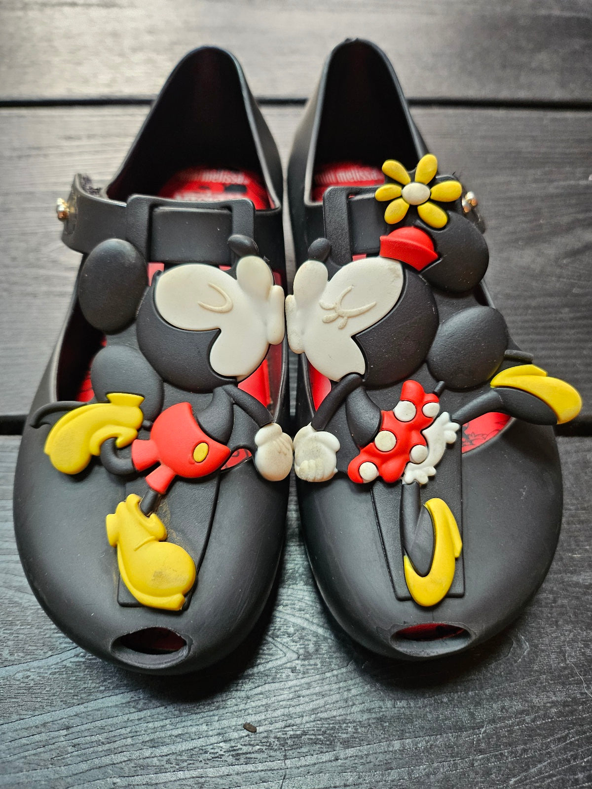 #109. Girls size 11. VGUC. Mickey & Minnie Mouse Mini Melissa