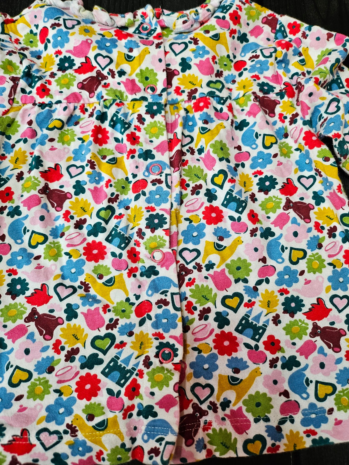 #109. Girls size 18-24 Months. Mini Boden ruffle tiny treasures shirt