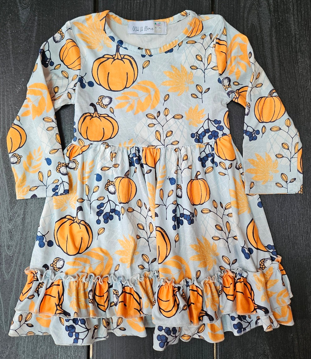#109. Girls 2T. GUC. Boutique twril pumpkin dress