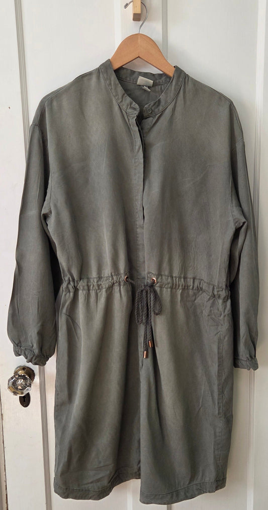 #112 - a new day Dress, Size XL, EUC