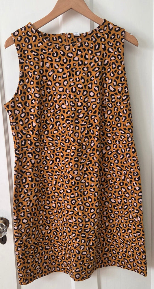 #112 - Old Navy Animal Print Dress, Womens Size XL, EUC