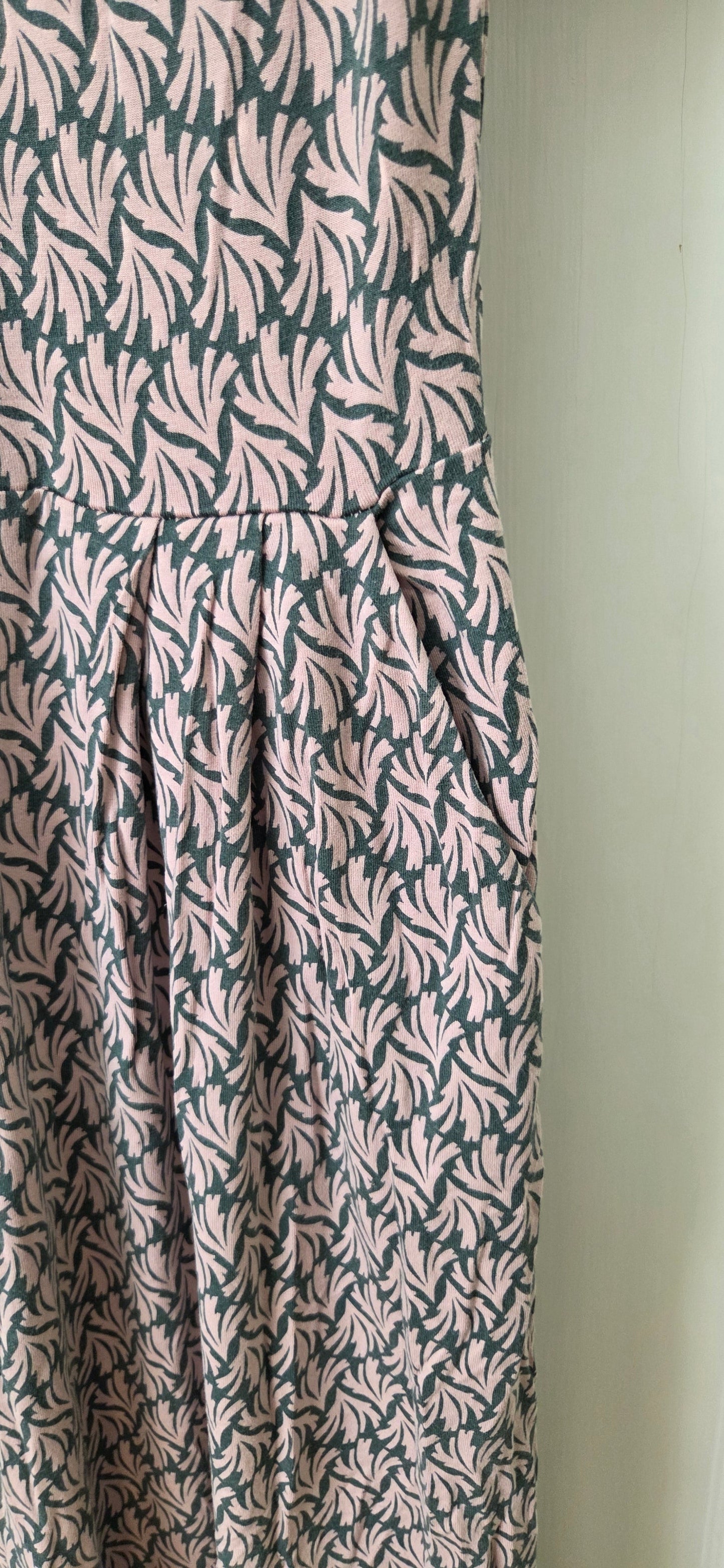 #112 -Boden Pink and Green Patterned Dress, Women's Size 6R, EUC