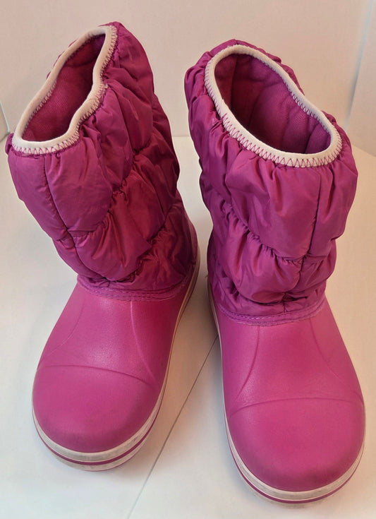 #112 - Crocs Winter Puff Lined Quilted Snow Boots, Size J2, VGUC
