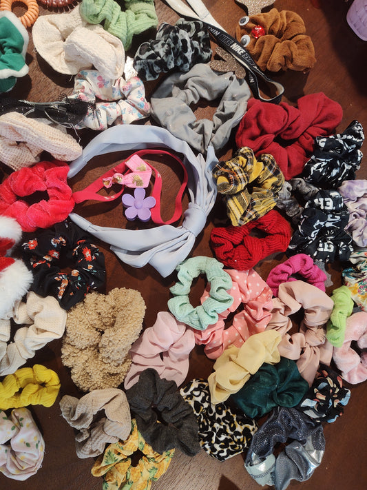 Seller 189:  scrunchie/hair tie lot