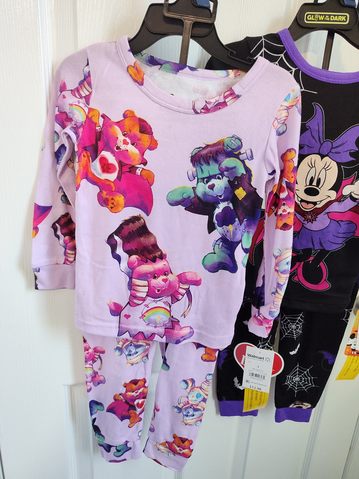 Seller 189:  New Girls Halloween pj's size 4/4t