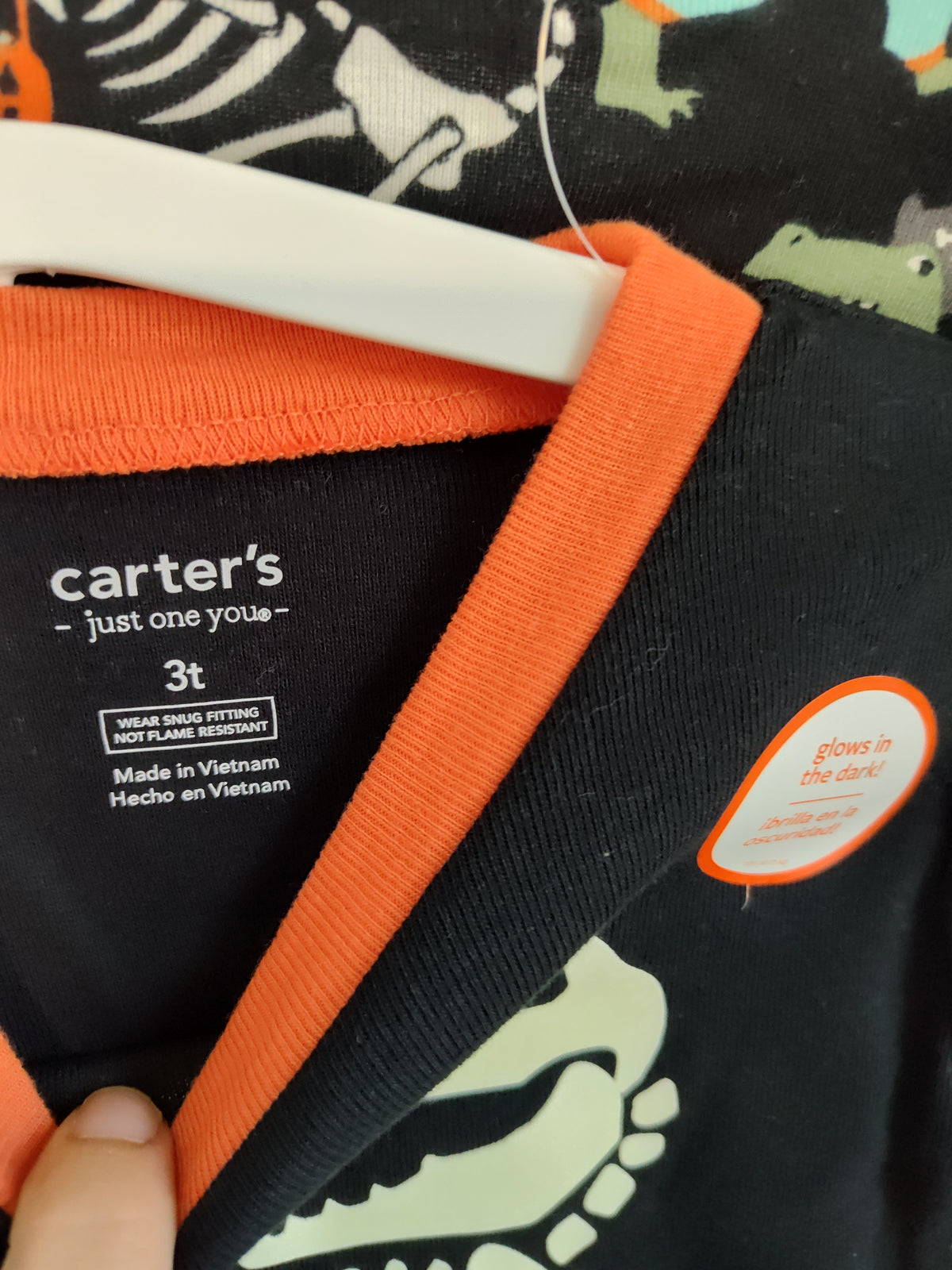 Seller 189: Carter's just one you NWT boys Halloween pj's 3t