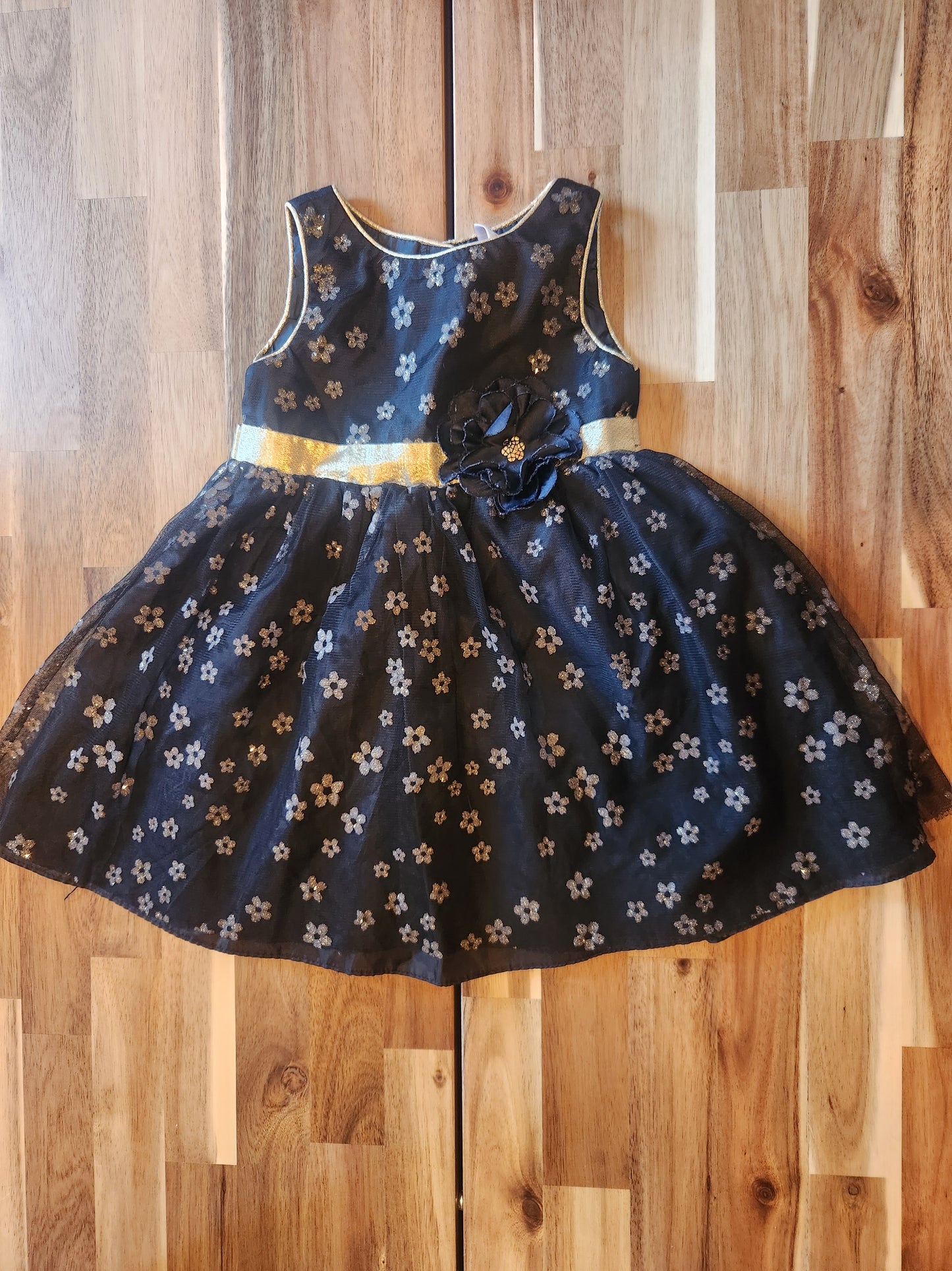 Gold and black dress 3T