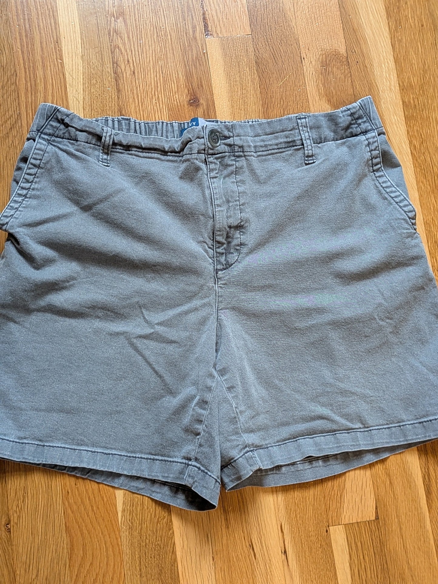 #99 Women's Large Old Navy Shorts, Graphite Gray EUC