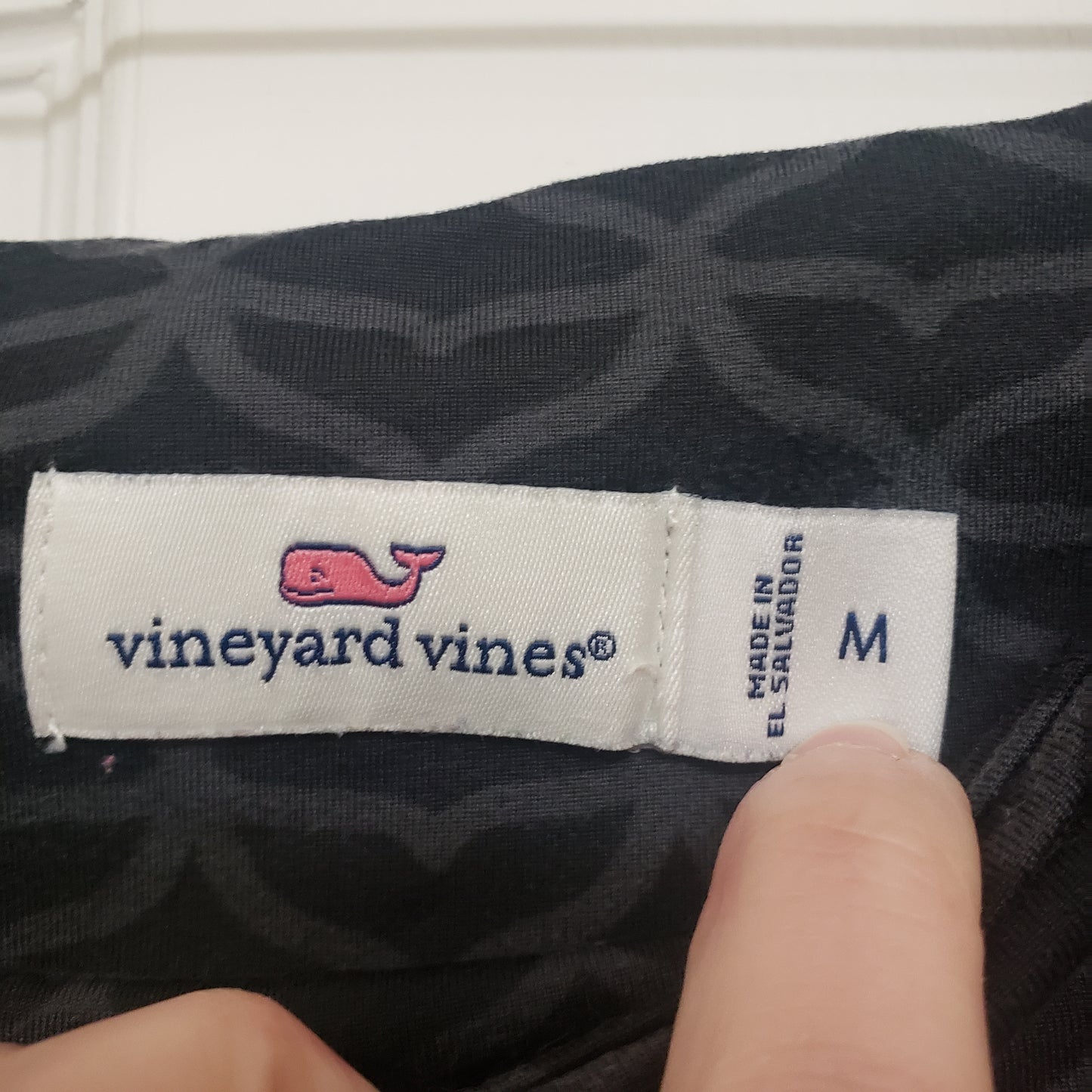 #49 Vineyard Vines Medium Logo Whale Print Leggings