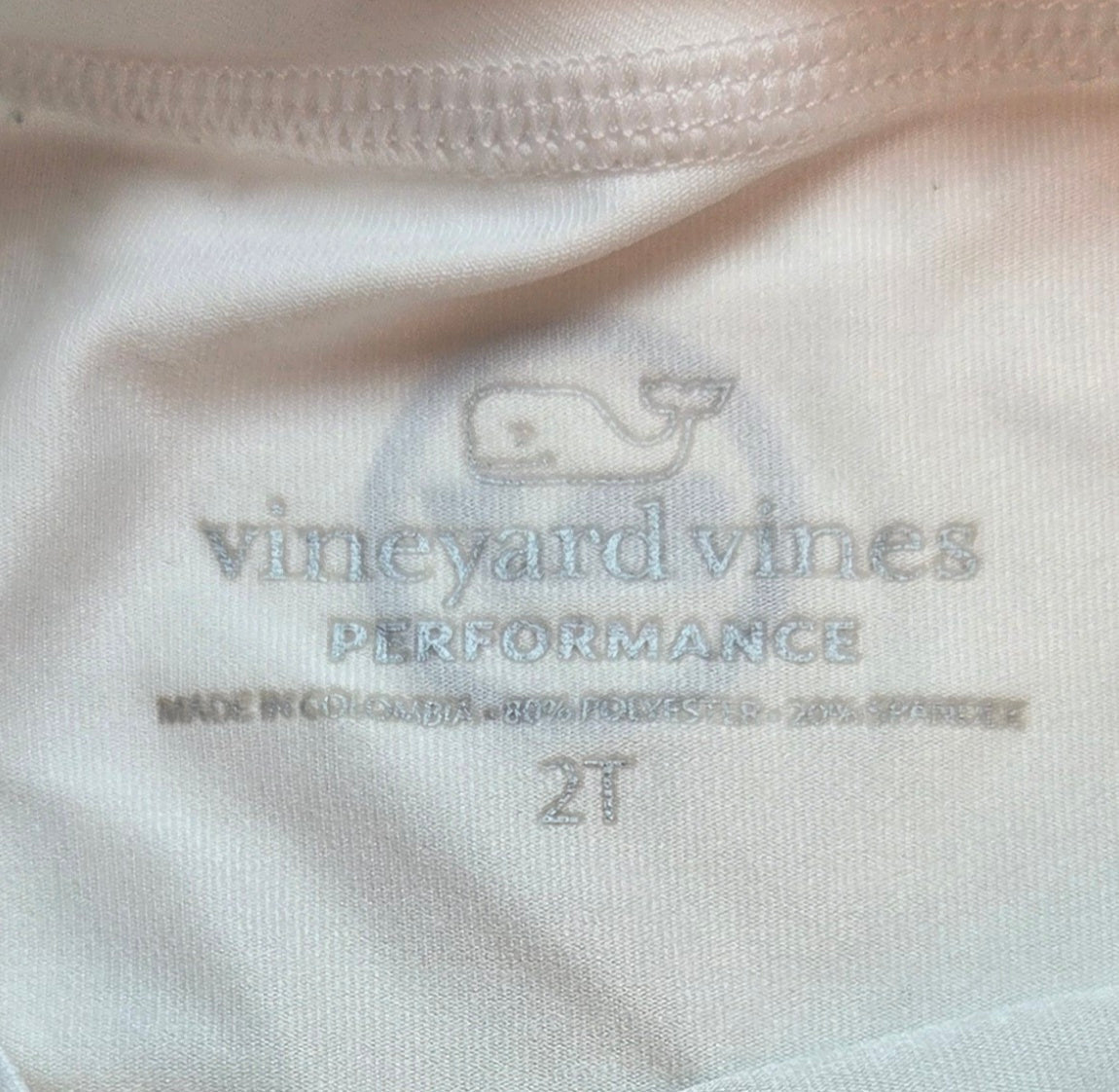#152 -  Vineyard Vines White Rashguard, Size 2T, EUC