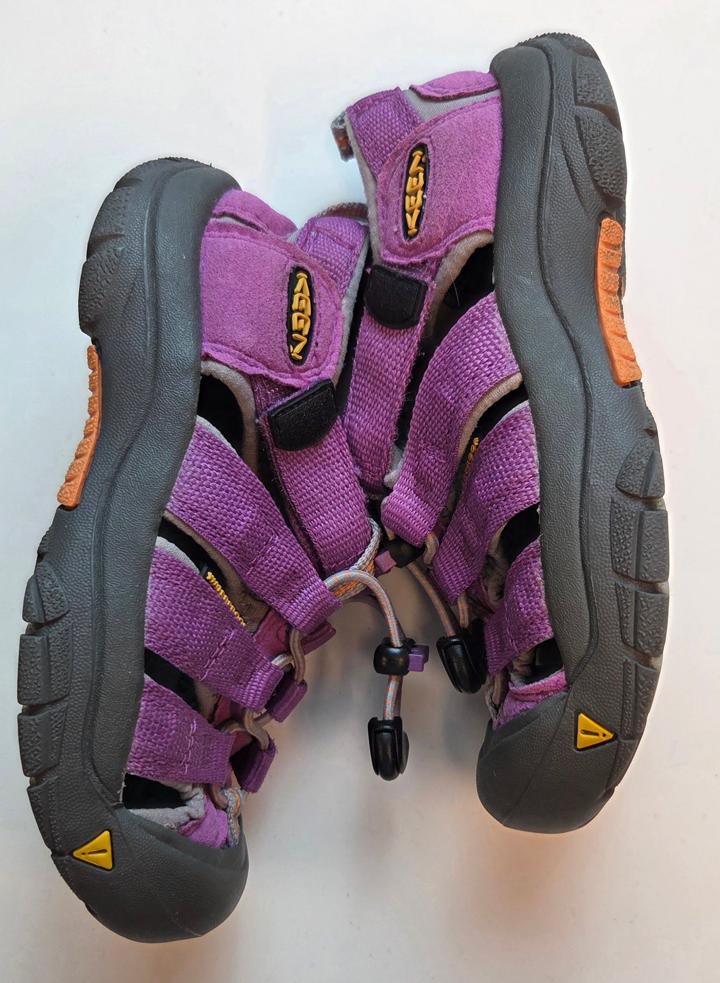 #152 -  Purple Keen Shoes, Girls Size 13, GUC