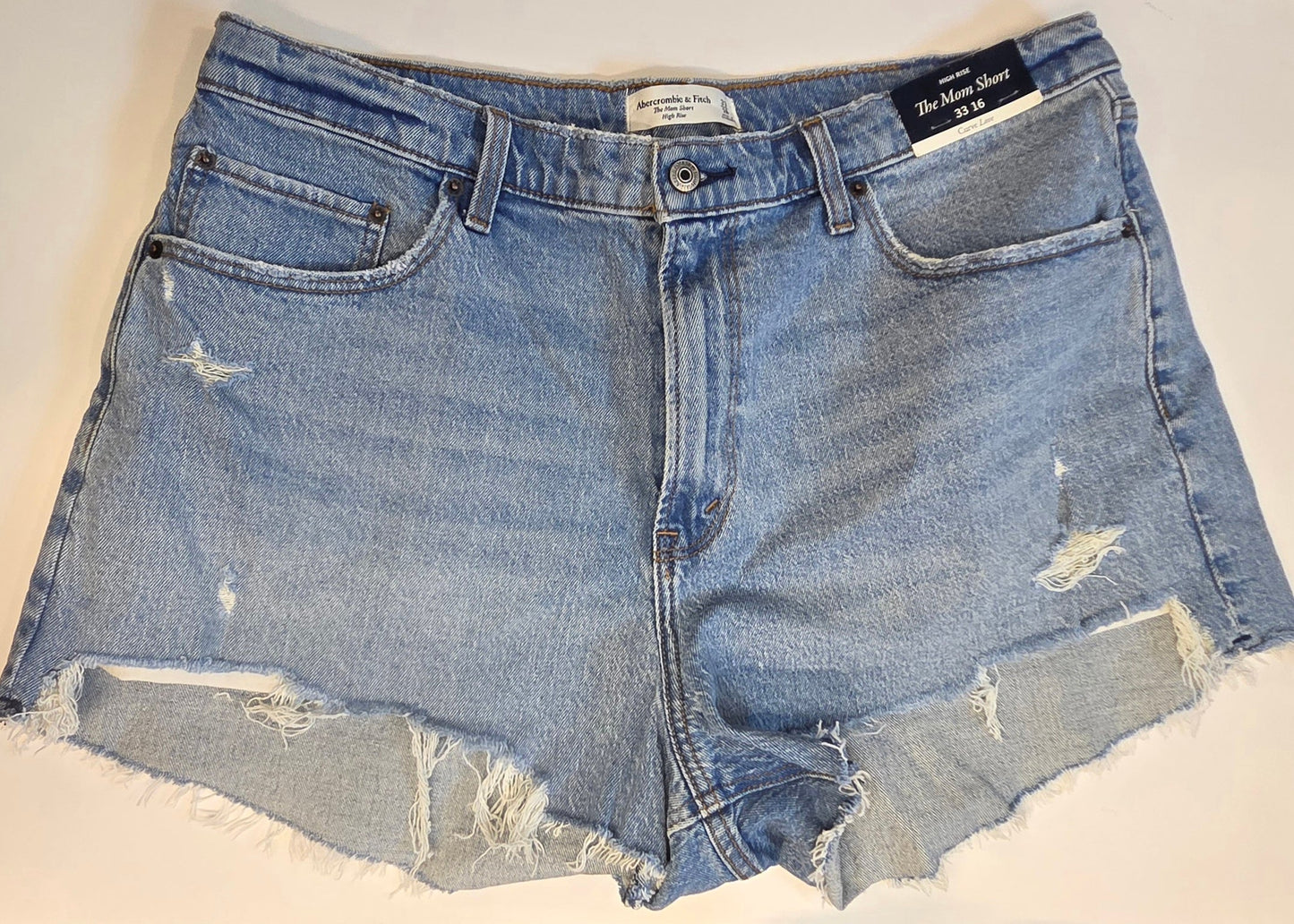 #152 - PRICE REDUCED Abercrombie Curve Love "The Mom Shorts", Womens Size 33(16), NWT