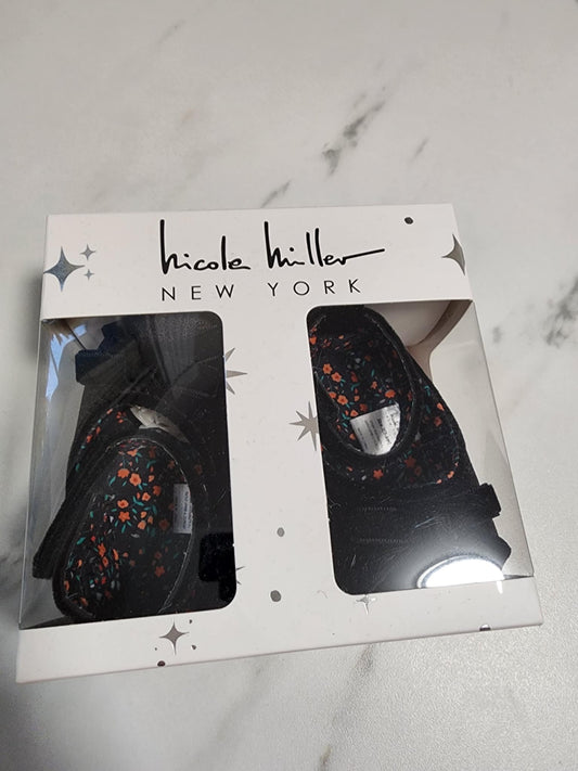 #178 Nicole Miller shoes baby girl size 3-6 months
