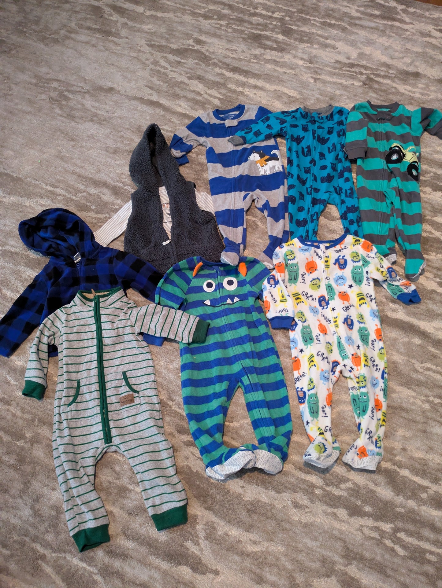 REDUCED! #90 - 12 month boys - fleece bundle