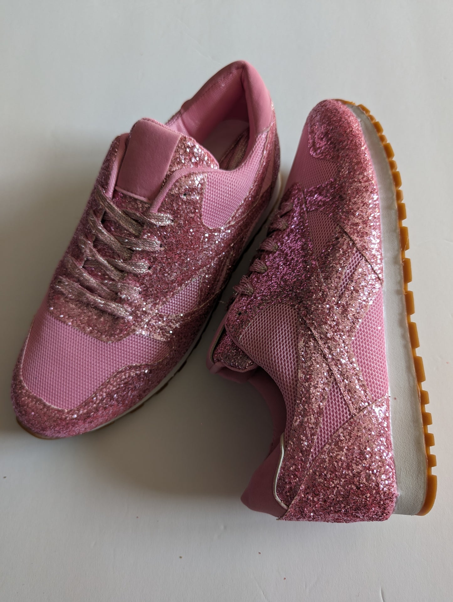 Women's Pink Glitter Shoes 8.5 NEW