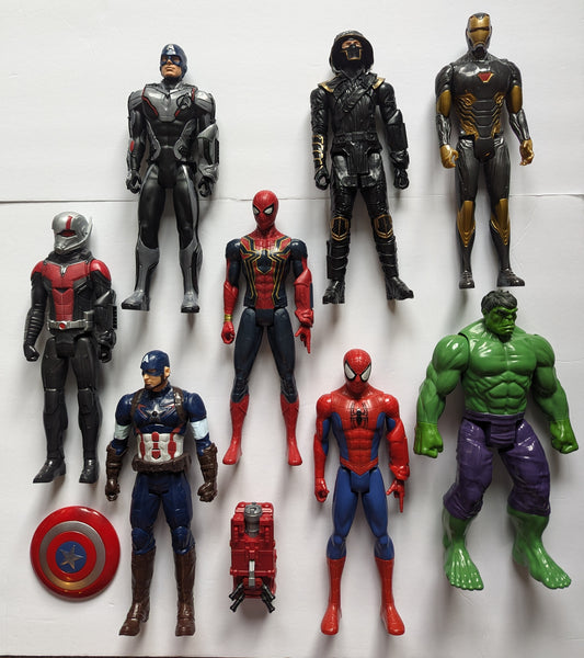 8 Marvel Avengers Action Figures