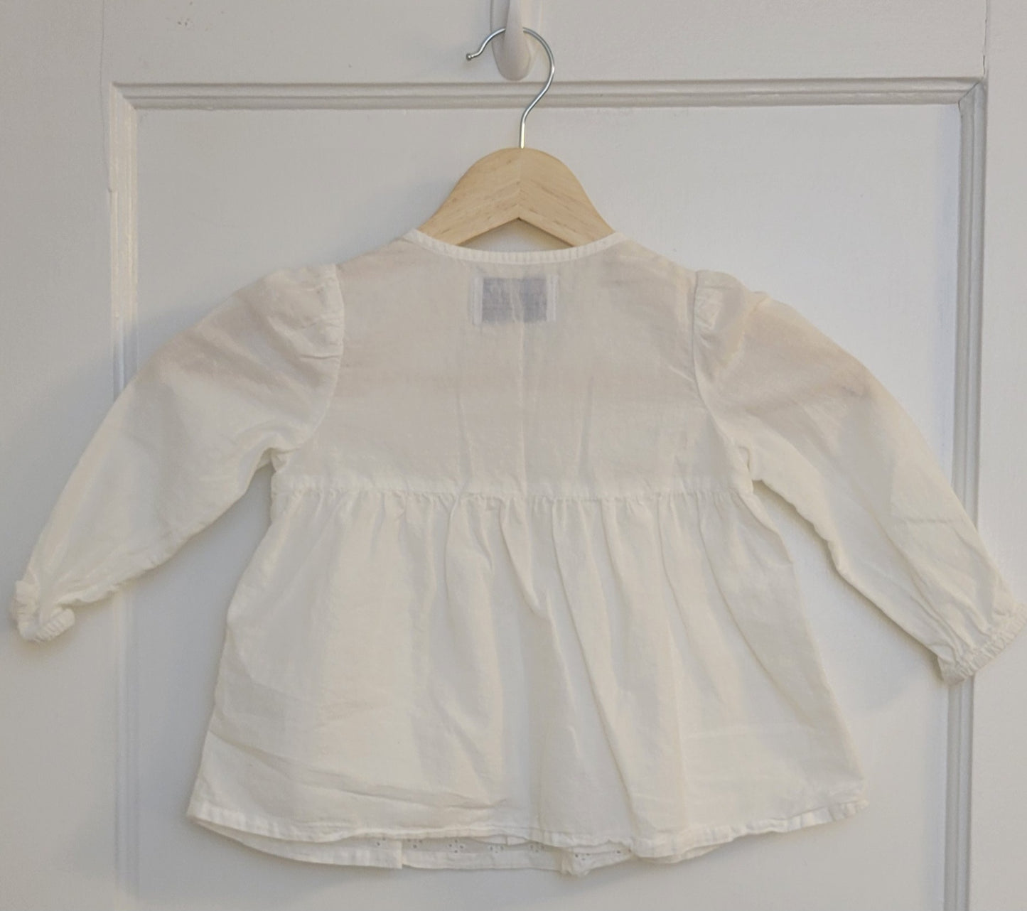 * Reduced * Old Navy White Long Sleeve Eyelet Top, Girl's Size 2T