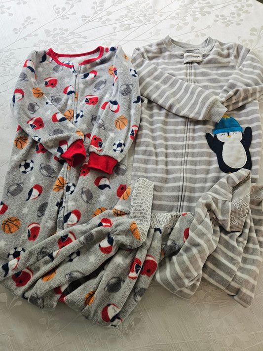 #33A - Boys fleece pajamas bundle - Size 4t - GUC