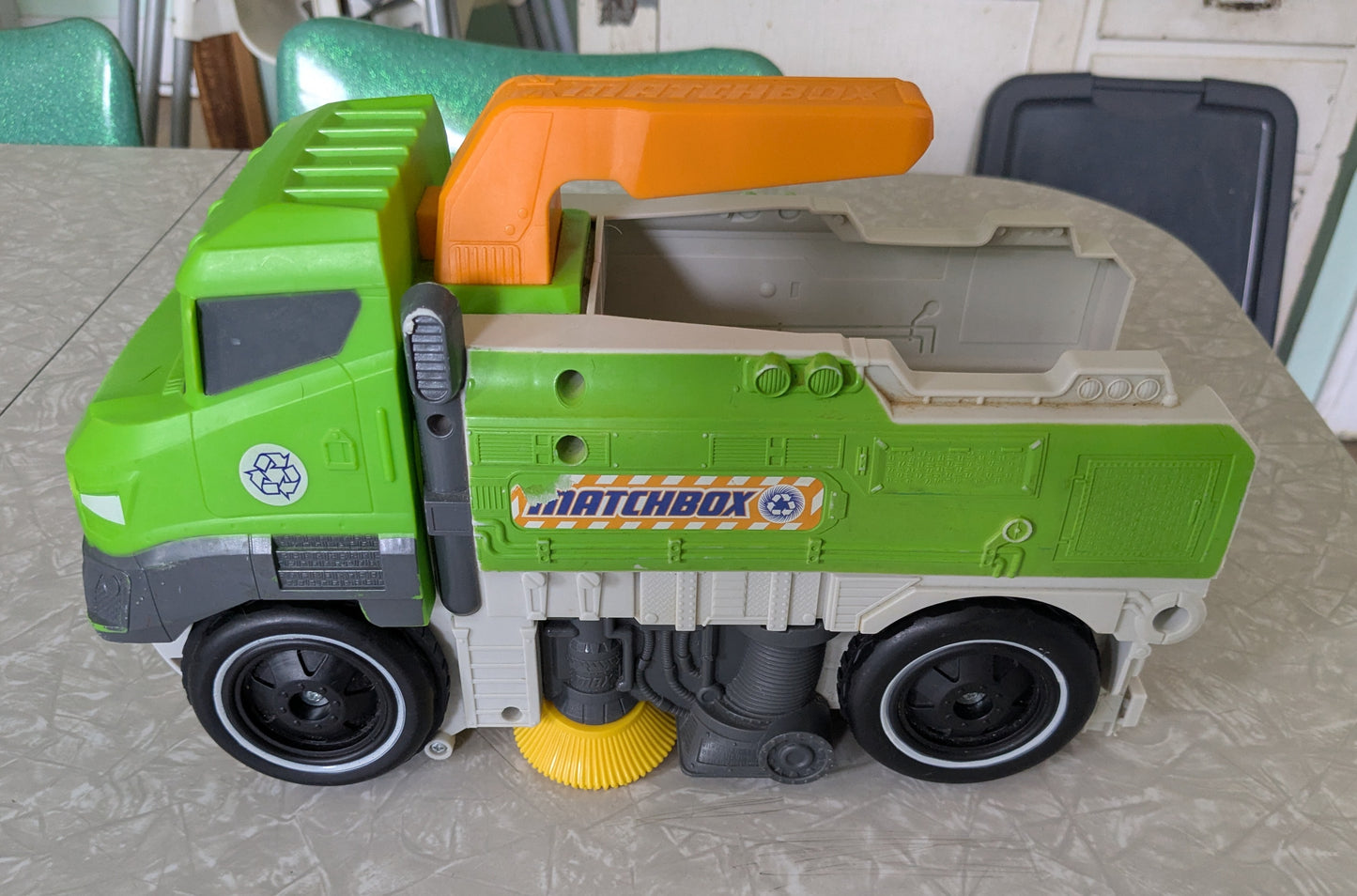 #61 Matchbox Street Sweeper Truck