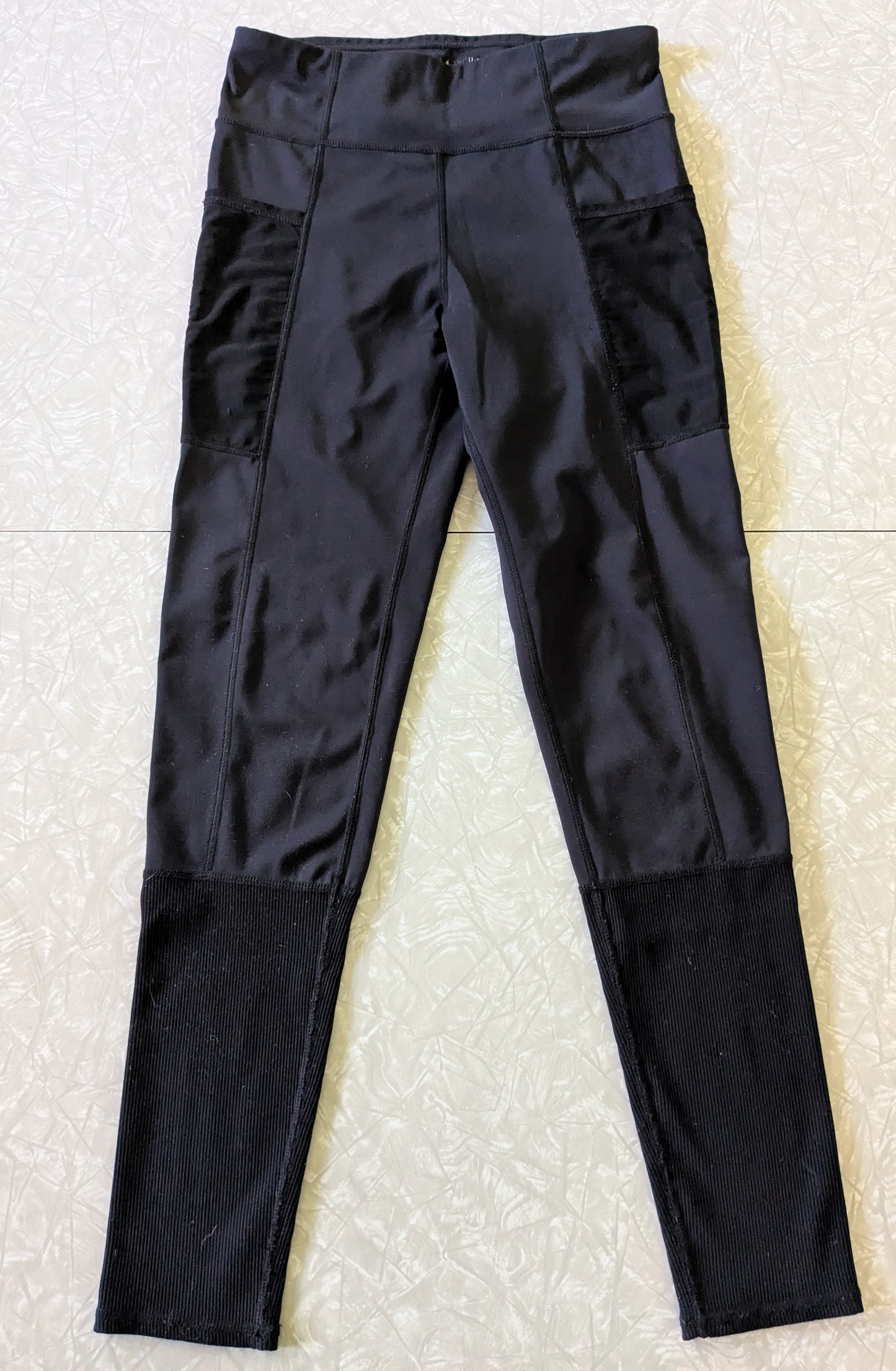 #61 Threads 4 Thought Sz Medium Women's Leggings Black Lightweight