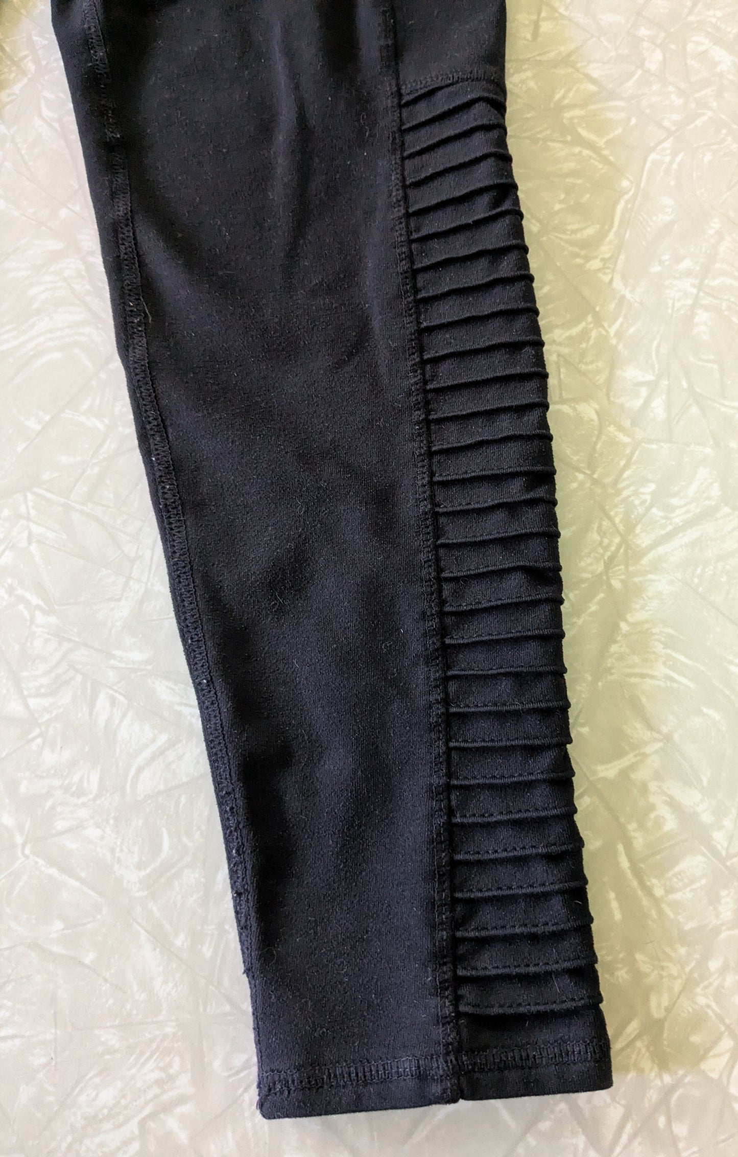 #61 Threads 4 Thought Sz Small Women's Moto Leggings Black