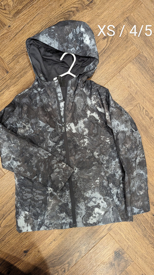 4T camo rain jacket