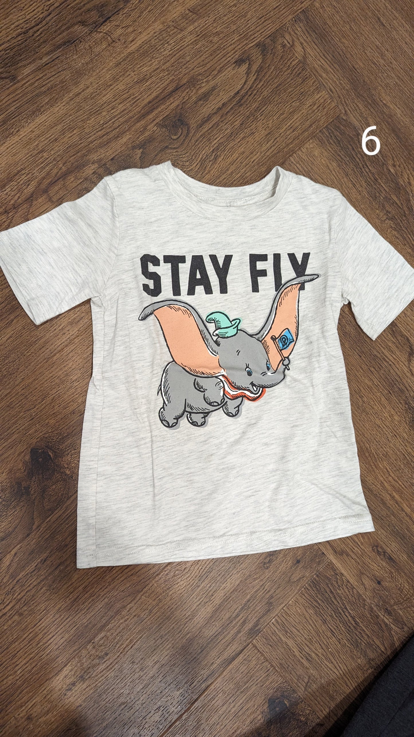 6 Stay Fly Dumbo Disney T-shirt