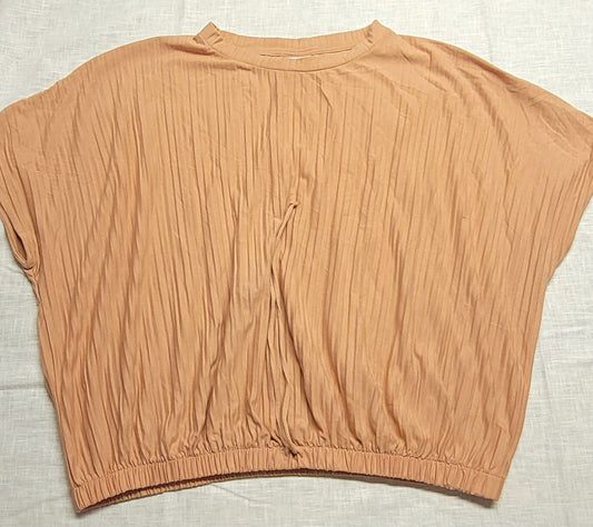 #88b A New Day Peach Pleated Shirt, Cropped, Size M, NWOT