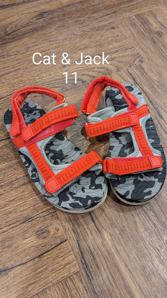 Cat & Jack red/gray camo sandals, size 11