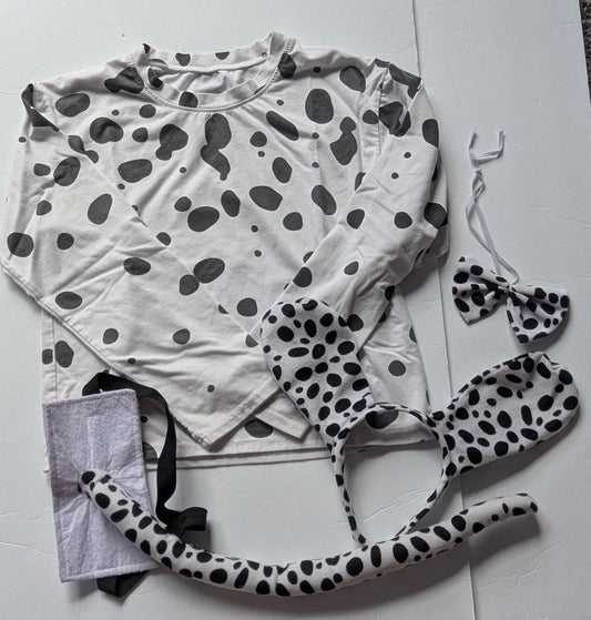 #17 Dalmatian costume, 6-8, EUC