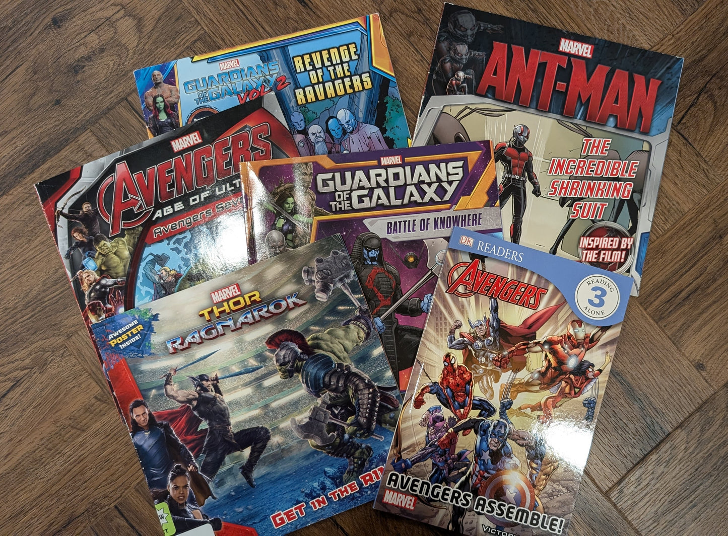 Marvel 6 book paperback bundle