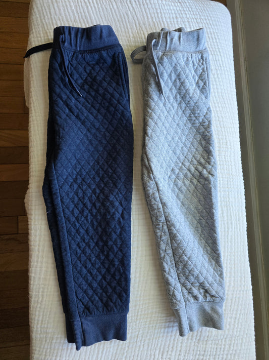 #131 2 pairs Boys Old Navy quilted sweatpants sz 4T