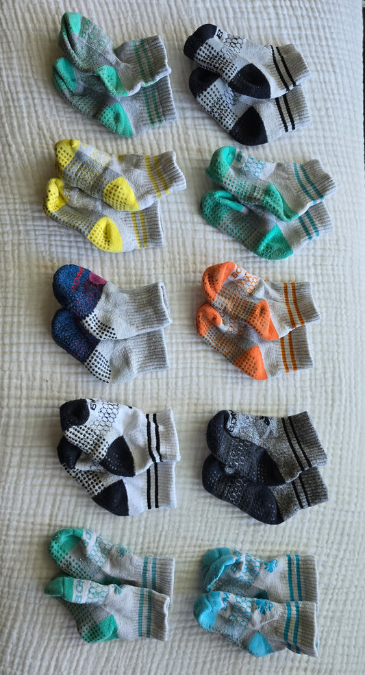 #131 Bombas 10 pairs of socks gender neutral  2T-3T