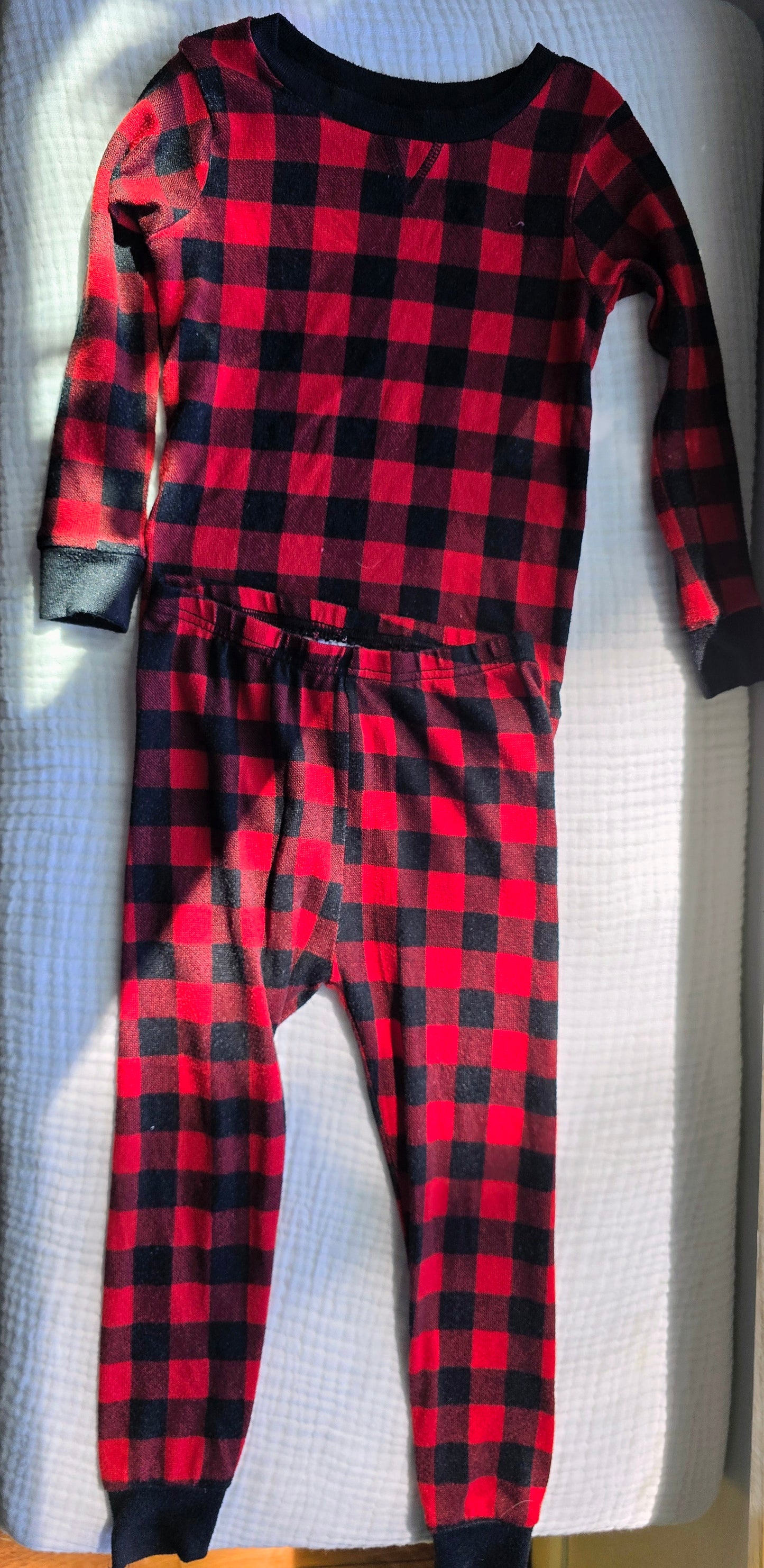 #131 Buffalo print boys PJs sz 4T