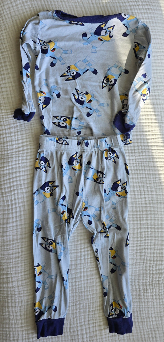 #131 Bluey PJs sz 4T