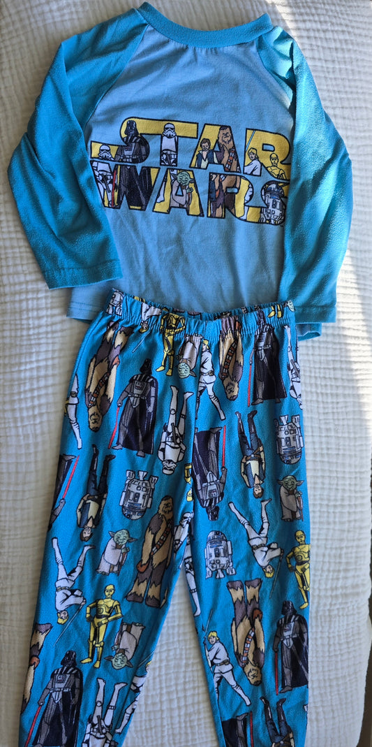 #131 Star Wars Boys PJs flannel bottoms sz 4