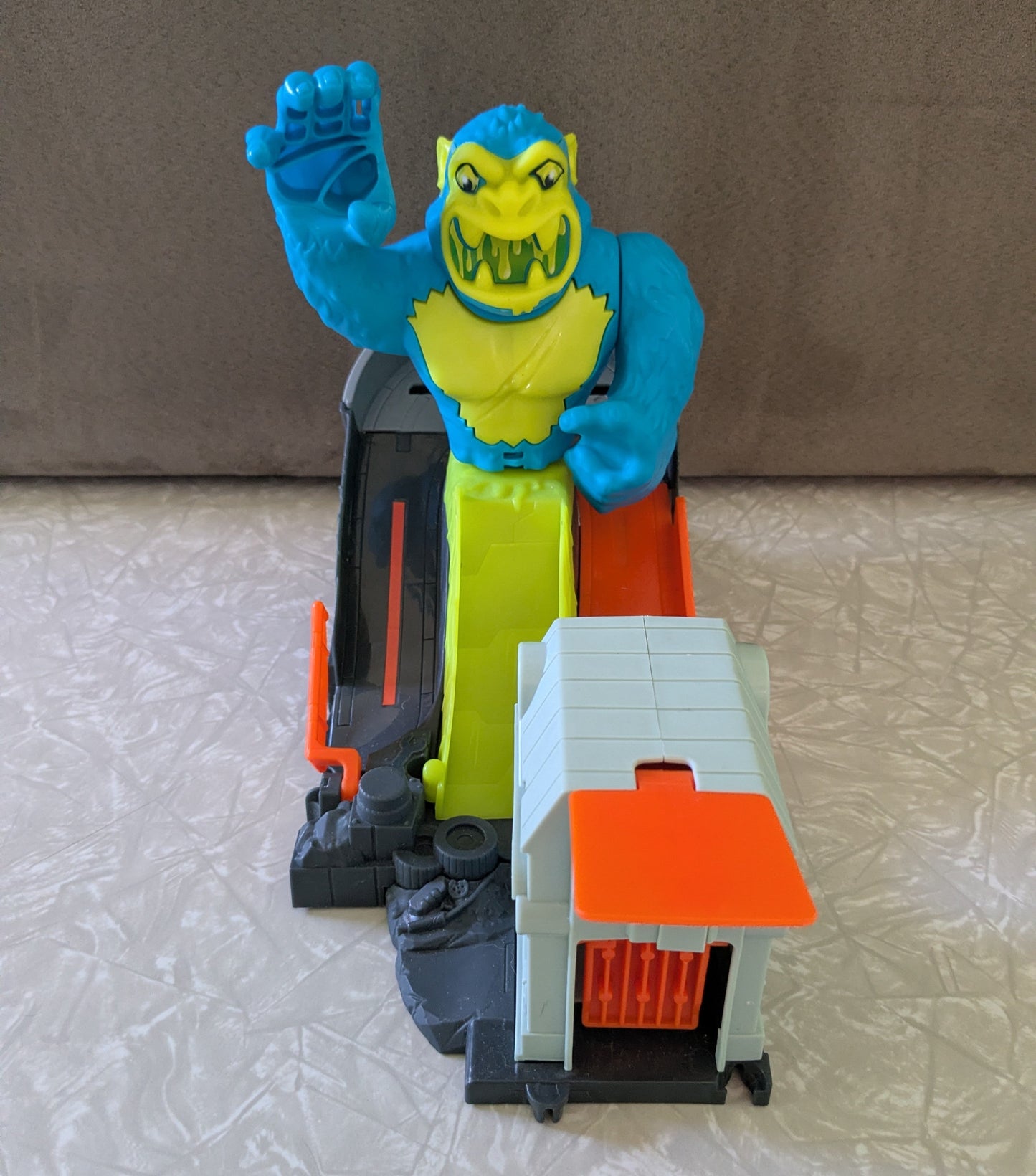 #61 Hot Wheels Toxic Ape Attack