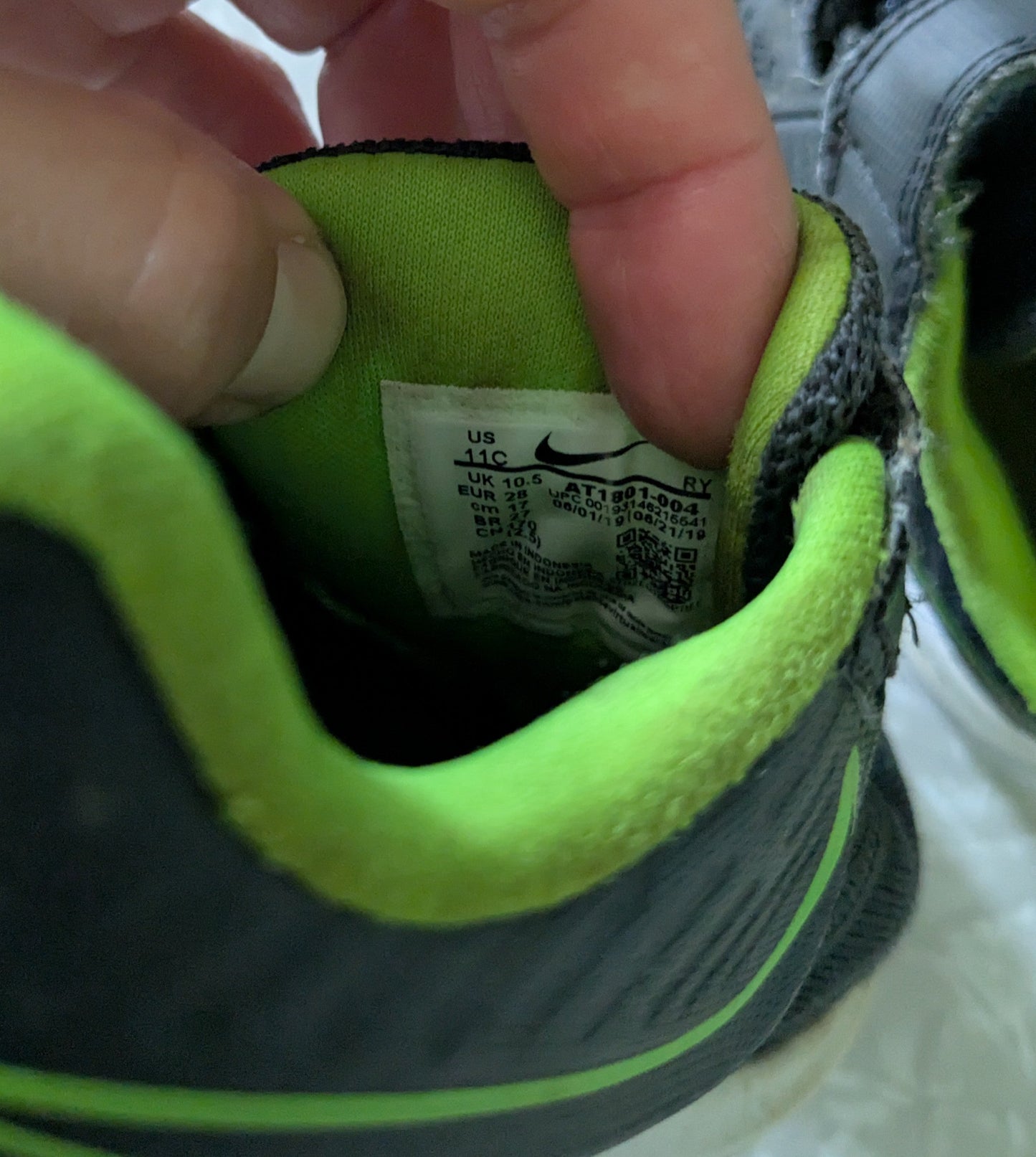#61 Boys 11c Nike Sneakers Neon Green & Dark Gray