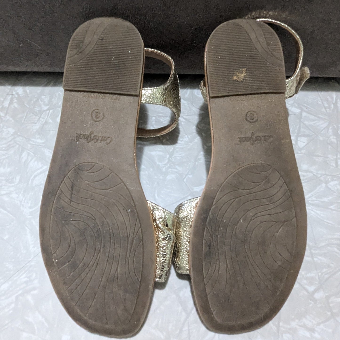 #61 Girls 3 Cat & Jack Gold Sandals